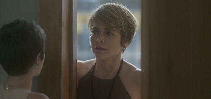 Em “A Lei do Amor”, Letícia pedirá perdão a Helô