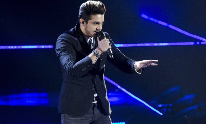 Luan Santana assina com o Multishow