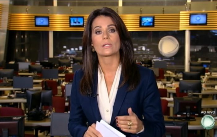 Logo da RecordTV ficou verde durante transmissão especial