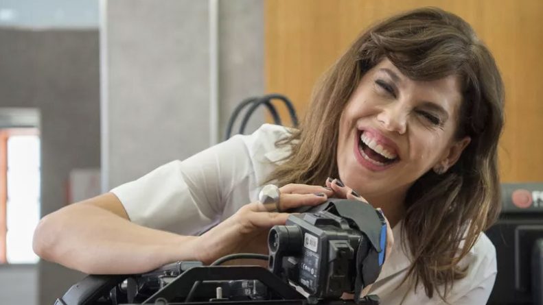 Bárbara Paz vive personagem polêmica em “Malhação”: “Sou o oposto da Stella”