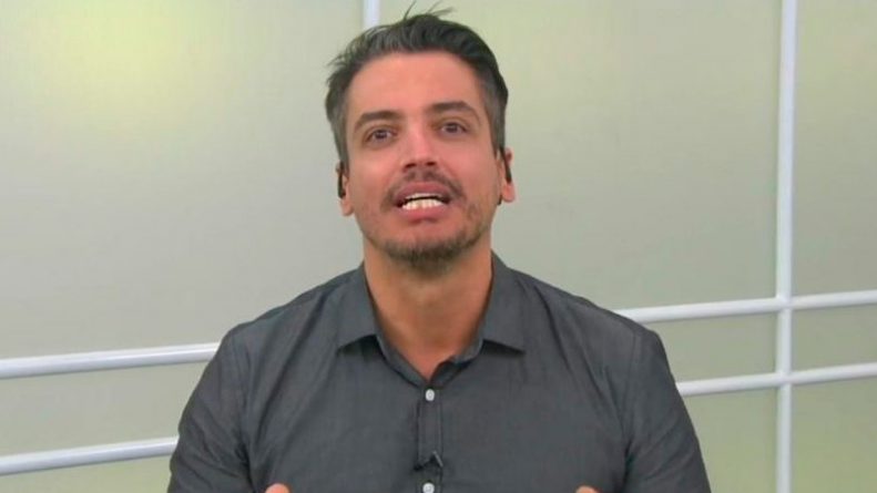 Record proíbe nome de colunista em programas e sites do grupo