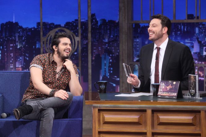 Confira os convidados do “The Noite” na semana de 30/01 a 03/02