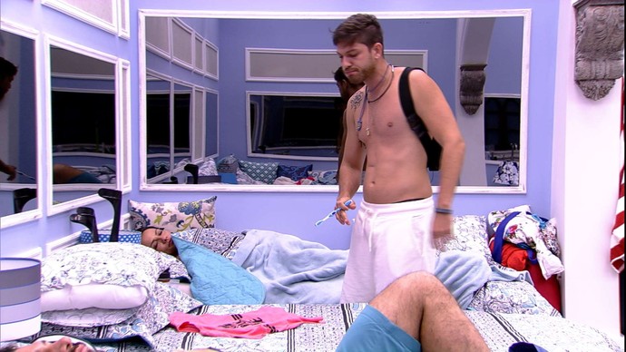 “BBB 17”: Luiz Felipe tem pesadelo com Antônio: “Não vou querer nem dormir”