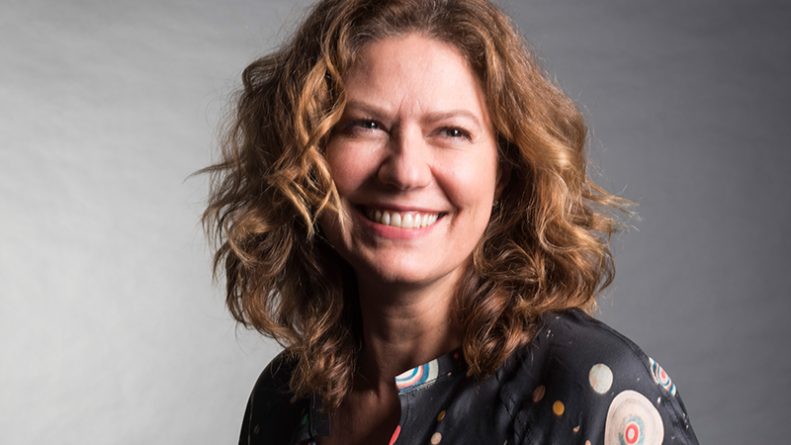 Patrícia Pillar processa internautas que a ofenderam por defender Dilma