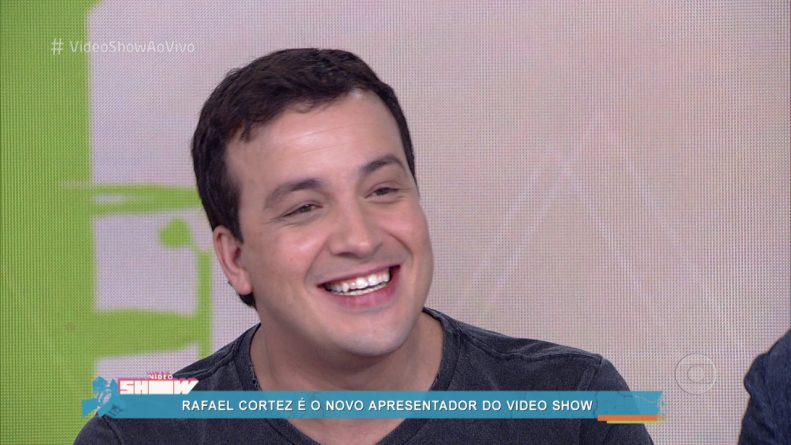 Rafael Cortez fala sobre audiência do “Vídeo Show” e alfineta a concorrência: “O ‘Vídeo Show’ não baixa o nível”