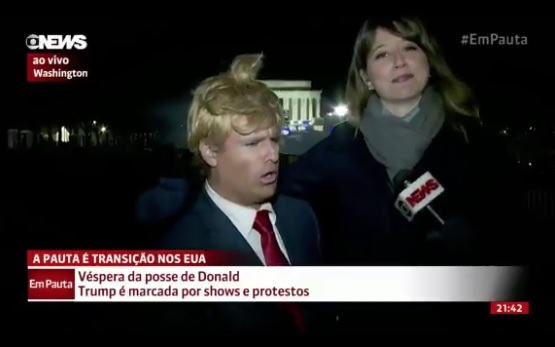 Vesgo, do “Pânico na Band”, engana repórter da Globo News e dá entrevista se passando por americano