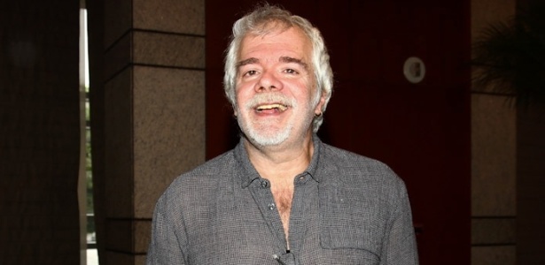 Carlos Lombardi prepara dois trabalhos para a Record