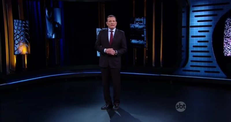 Roberto Cabrini deve renovar com o SBT