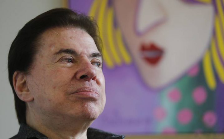 Nos Estados Unidos, Silvio Santos está furioso com vazamento do novo “Primeiro Impacto”