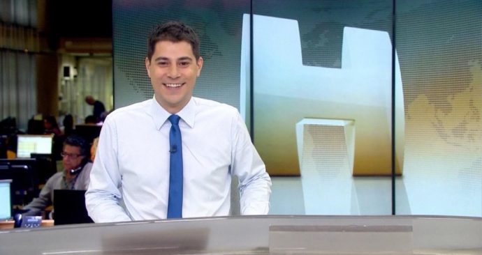 Rádio-corredor da Globo: Evaristo Costa está conversando com o SBT