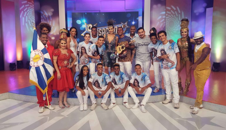 Dani Albuquerque recebe Acadêmicos do Tucuruvi no palco do “Sensacional”
