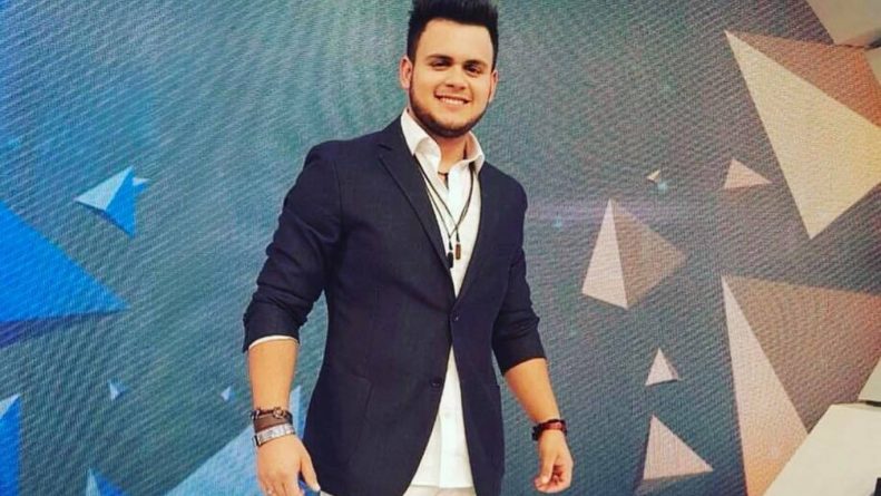 Filho de Gretchen retorna ao Brasil após cinco anos ilegal nos EUA