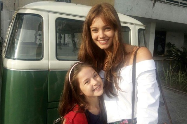 Letícia Braga começa a gravar com Sophie Charlotte “Os dias eram assim”