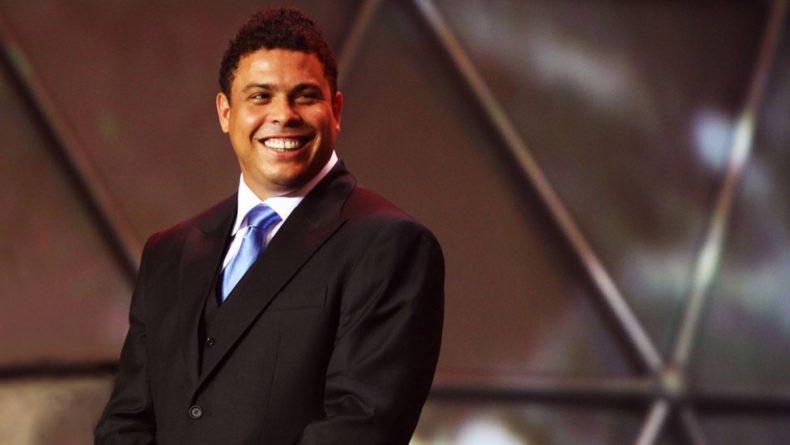 Ronaldo Fenômeno vai participar das transmissões da Globo e de programas do SporTV durante a Copa