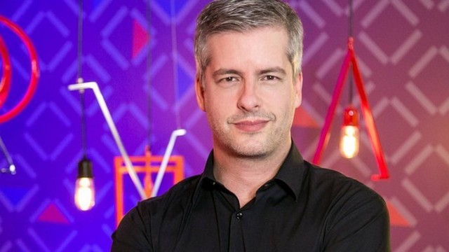 Cantor Victor, da dupla com Léo, troca sertanejo por funk e adere ao Pancadão