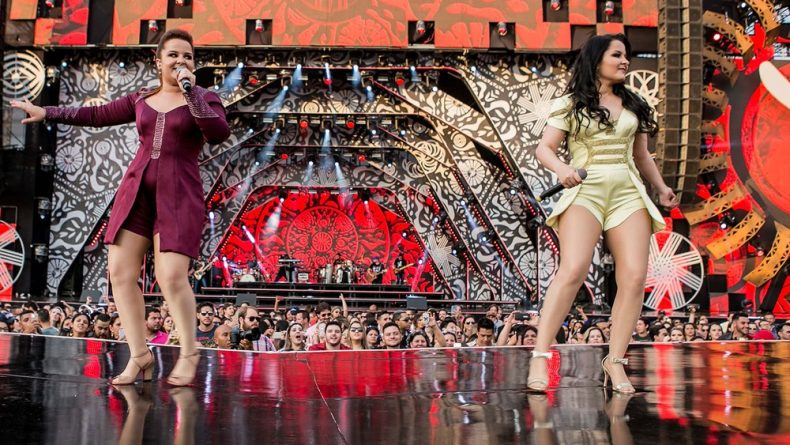 Maiara, da dupla com Maraisa, se queixa da falta de coragem dos rapazes: “Chega ni mim, moço”