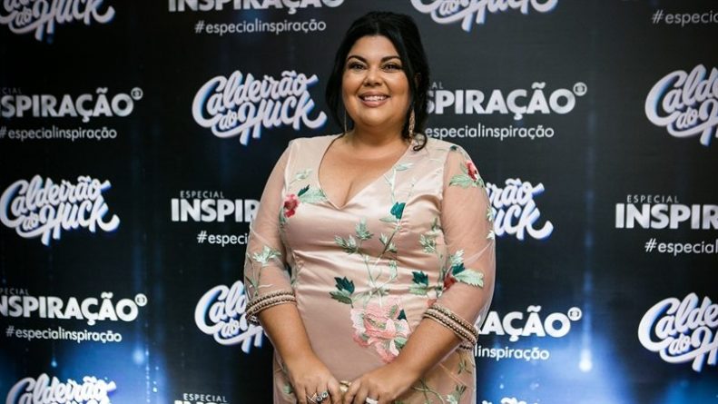 Atriz Fabiana Karla é assaltada em praia de Pernambuco