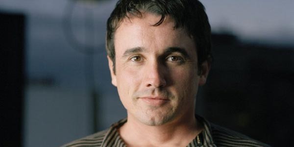 Caio Junqueira é confirmado em nova série da Netflix