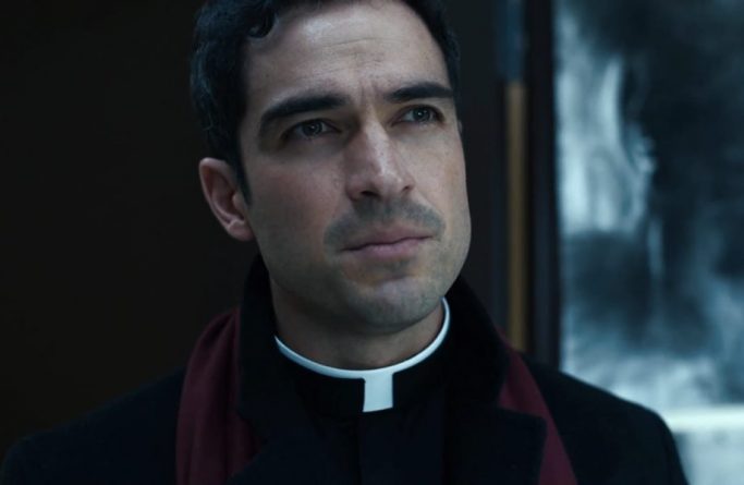 FOX renova série com Alfonso Herrera