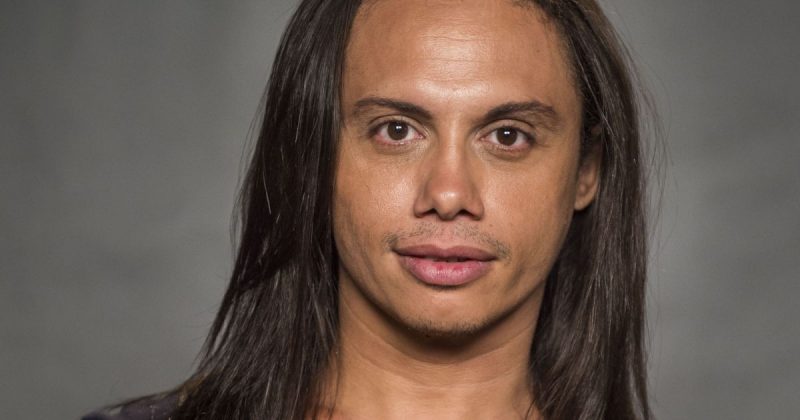 Ator de “A Força do Querer” vai a Parada Gay idêntico ao personagem