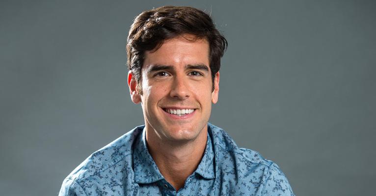 Globo tira Marcos Pitombo de “Tempo de Amar”; ator é escalado para novela com Bruna Marquezine