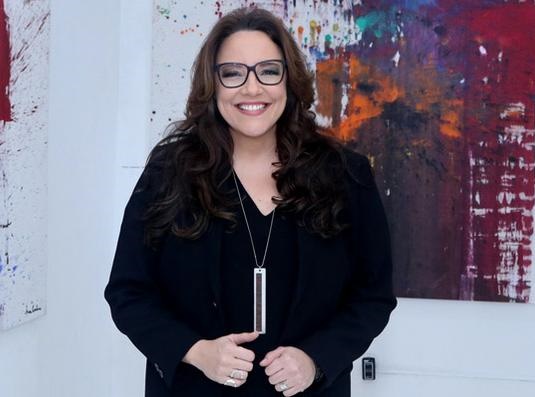 Ana Carolina sofre acidente de carro, no Rio de Janeiro