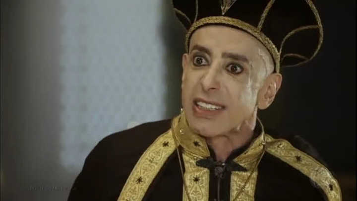 Ator pega sarna ao usar figurino sujo em novela da Record