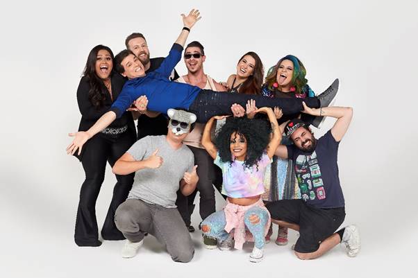 Celso Portiolli apresenta novo elenco do reality show “Entubados”