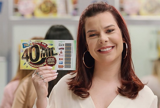 Fernanda Souza entra em cena na nova campanha da Tele Sena de Independência