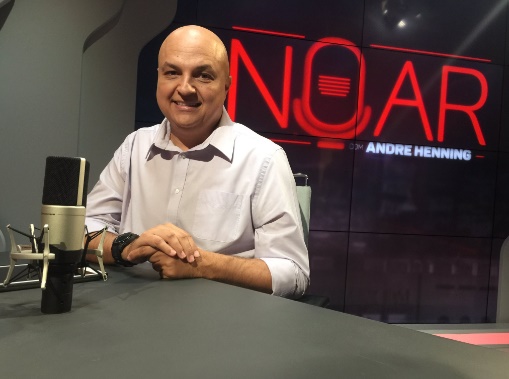 André Henning recebe Paulo Nunes no programa “No Ar”