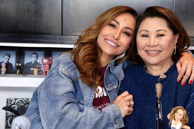 Dona Kika faz aniversário e responde à TAG Mãe e Filha com Sabrina Sato
