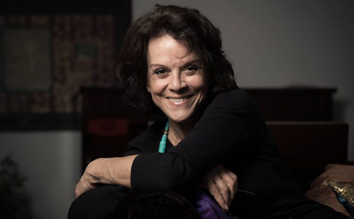 Clarisse Abujamra assina com o SBT