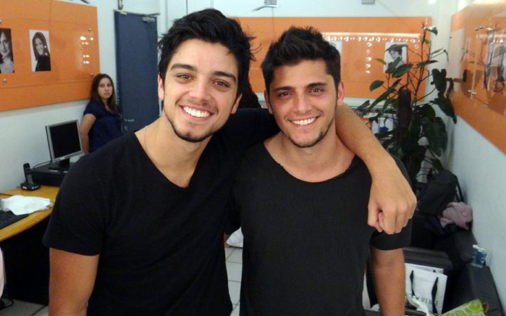 Bruno Gissoni e Rodrigo Simas são confirmados em próxima novela das 18h
