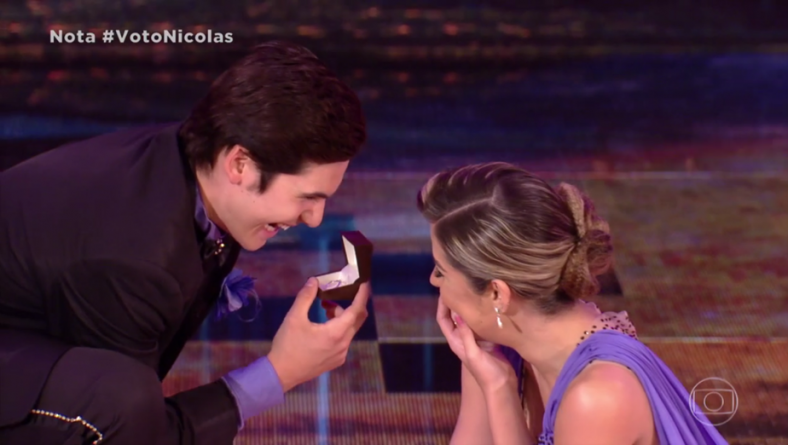 Nicolas Prattes pede bailarina em casamento no “Dança dos Famosos”