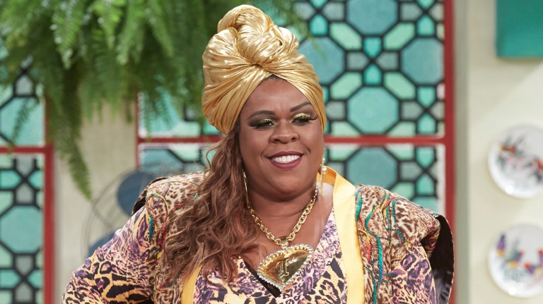 Cacau Protásio assina com a Globo