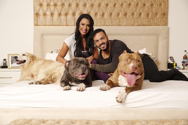 Belo é atacado por cães e cancela shows