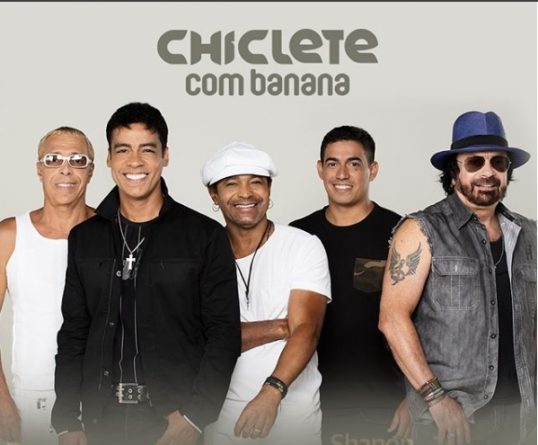 Chiclete com Banana demite vocalista dias antes do Carnaval