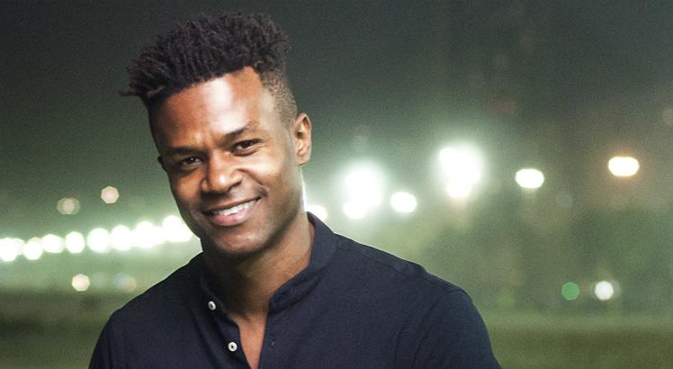 Personagem de destaque ajuda David Junior renovar com a Globo