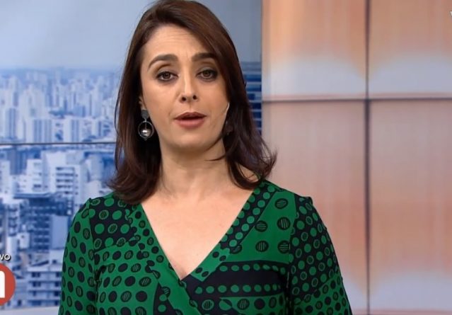 Cátia Fonseca tenta entrevistar Sonia Abrão, mas não consegue