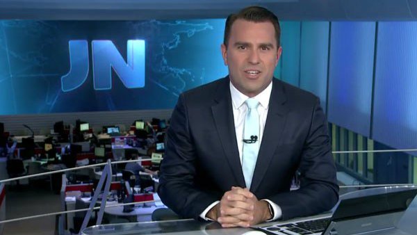 Suposto vídeo do jornalista Rodrigo Bocardi se masturbando cai na internet