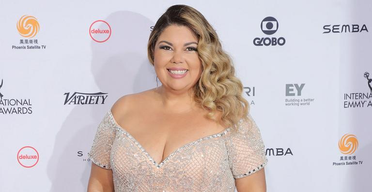 Fabiana Karla é confirmada em novela das 19h após renovar com a Globo