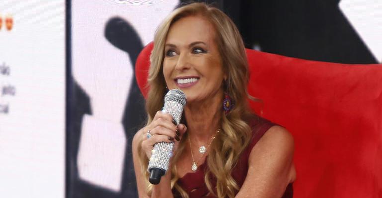 RedeTV! assina com Helô Pinheiro e Geraldo Magela