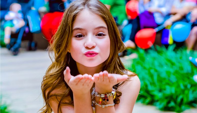 SBT divulga a primeira chamada da novela “As Aventuras de Poliana”