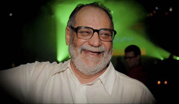 Walther Negrão renova com a Globo e permanece na geladeira