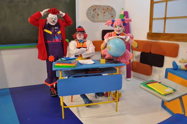 “Turma da Pakaraka” estreia cenário físico na RedeTV!