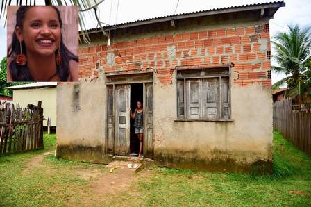Casa de Gleici no Acre vira ponto turístico e família vive na casa dos parentes