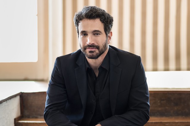 Caco Ciocler questionou a Globo por escalação para “Segundo Sol”