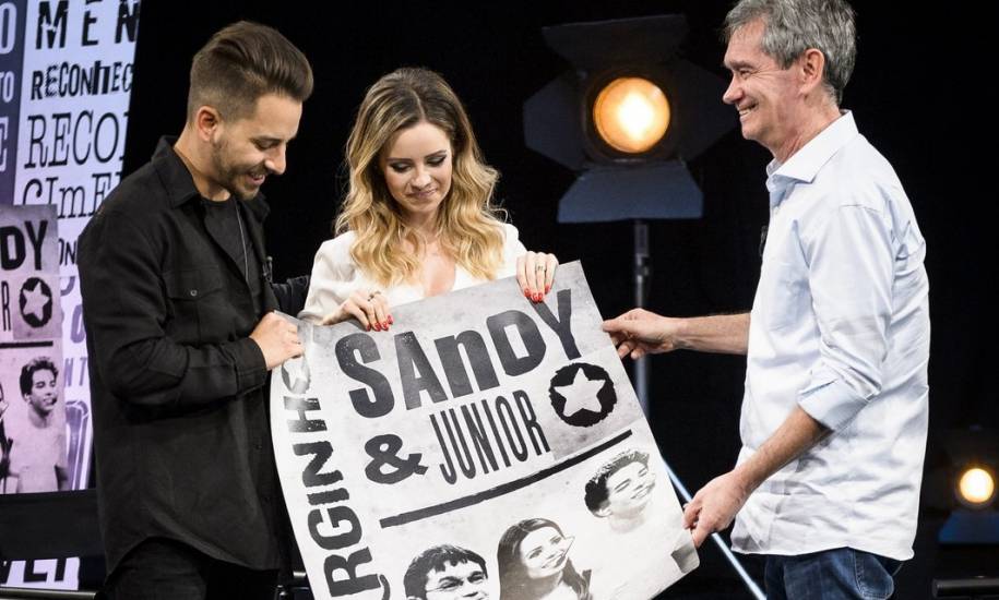 Serginho Groisman lança novo quadro no ‘Altas Horas’, com presença de Sandy e Junior