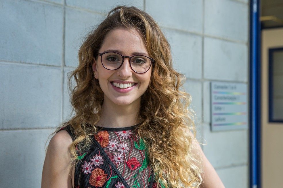 Carol Duarte será prostituta gaga em “O Sétimo Guardião”