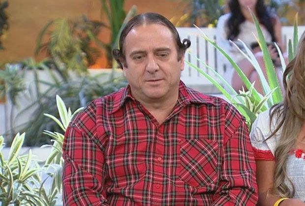 SBT recontrata humorista demitido em onda de cortes de 2017